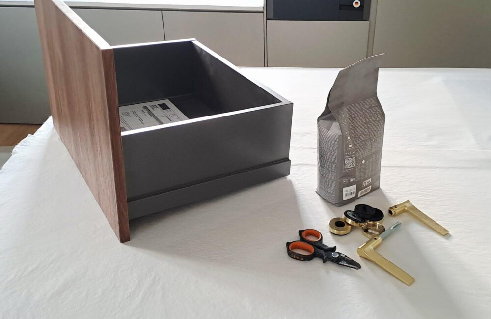 Folie pc standaard zelfklevend 65cm (25) per rol